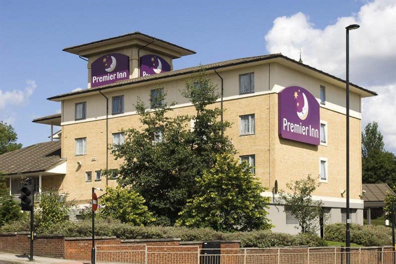 Premier Inn Newcastle City Centre Millennium Bridge Exterior photo